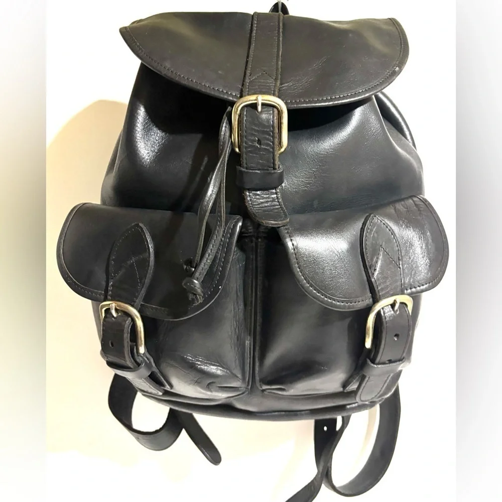 Vintage unisex Classic Black Leather Backpack